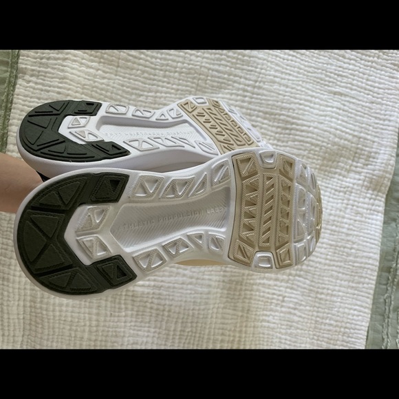 APL Techloom Bliss size 5 - Picture 7 of 11